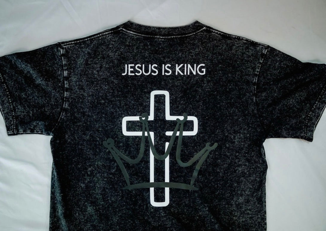 Culture Can’t Crown Me Tee